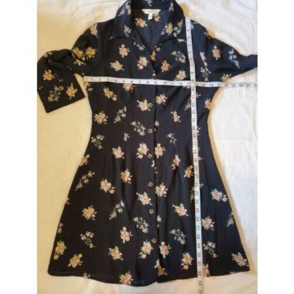 NWT Speechless Black Floral Button Front Long Sleeve Knee Length Dress SZ Medium - Picture 6 of 8